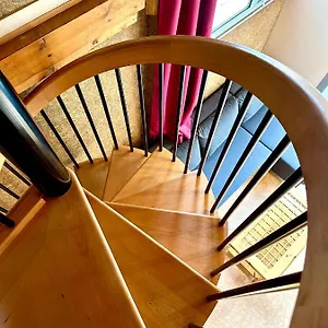 https://le-lac-bleu-duplex-au-pied-des-remontees-mecaniques.midi-pyreneeshotels.com